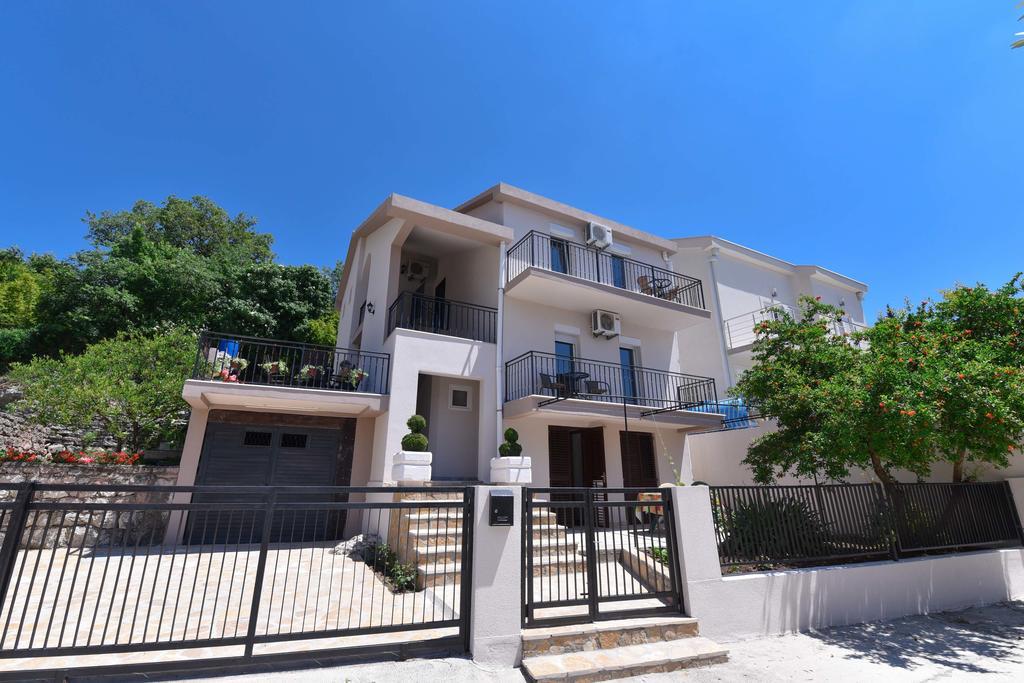 Vila Lucice Petrovac na moru Exterior foto