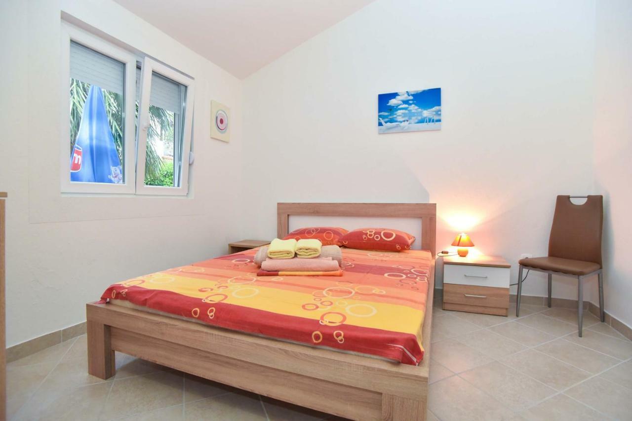 Vila Lucice Petrovac na moru Exterior foto